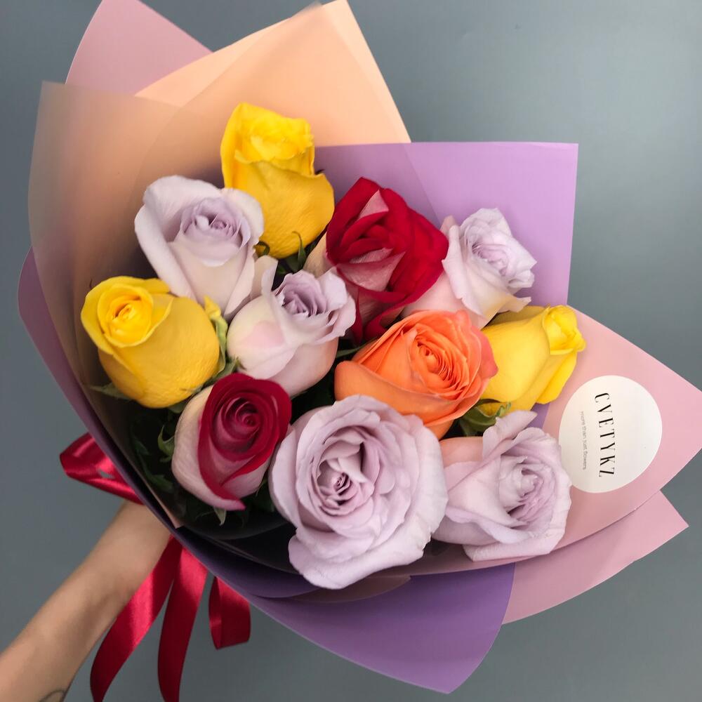 11 Mix Roses